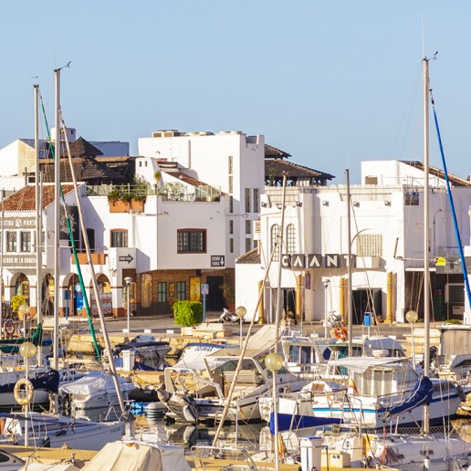 Cafeterías, Bares y Pubs