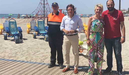 Las playas roqueteras incrementan las infraestructuras y servicios para personas con movilidad reducida