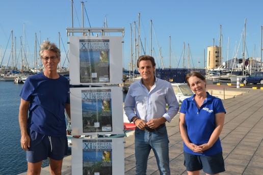 limpieza de fondos marinos roquetas de mar