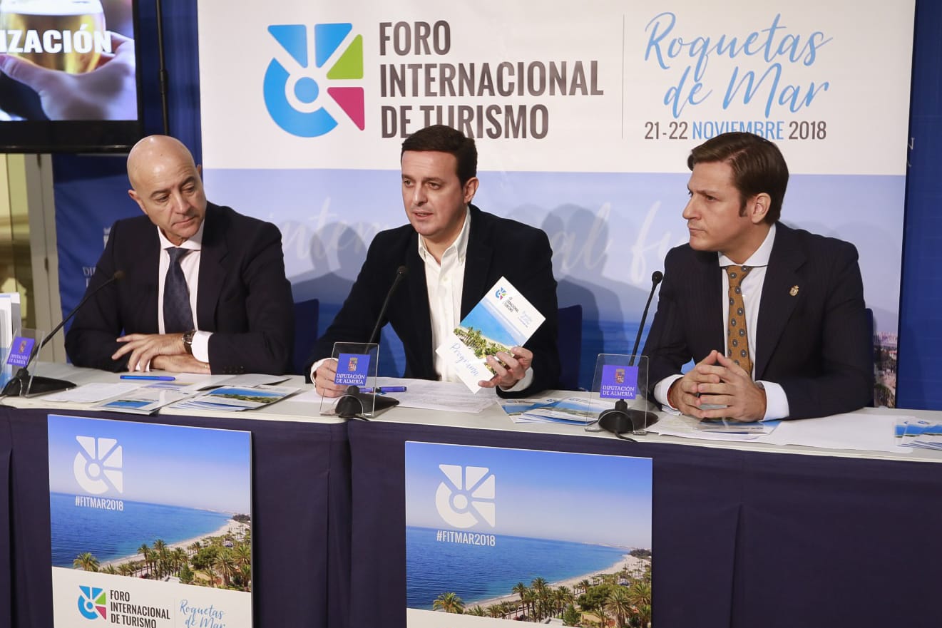 Cámara, Diputación y Roquetas impulsan el Foro Internacional de Turismo (FITMAR)